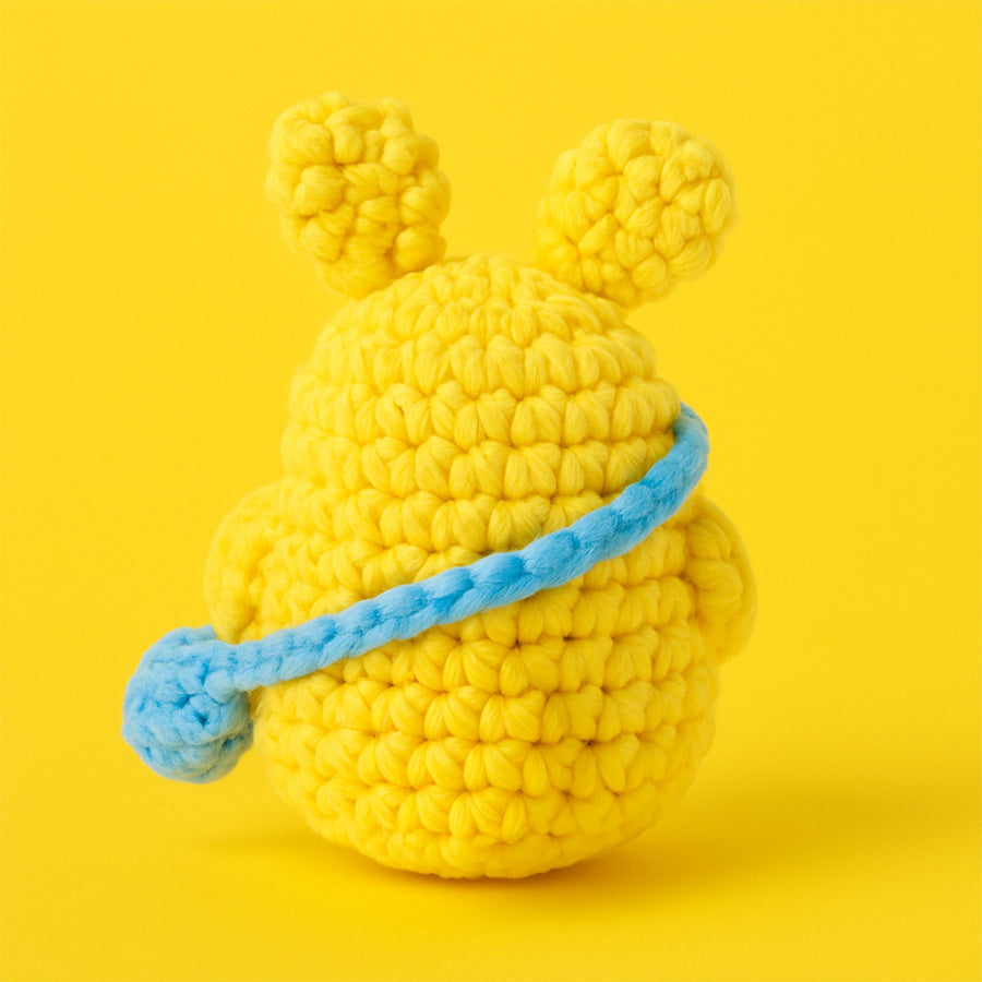 Benny the Satchel Bunny Crochet Kit