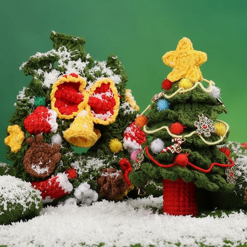 Twinkly & Holly Bundle Crochet Kit